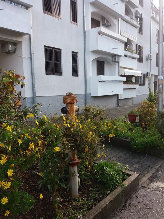 Apartment Knez Kotorska ติวัต ภายนอก รูปภาพ